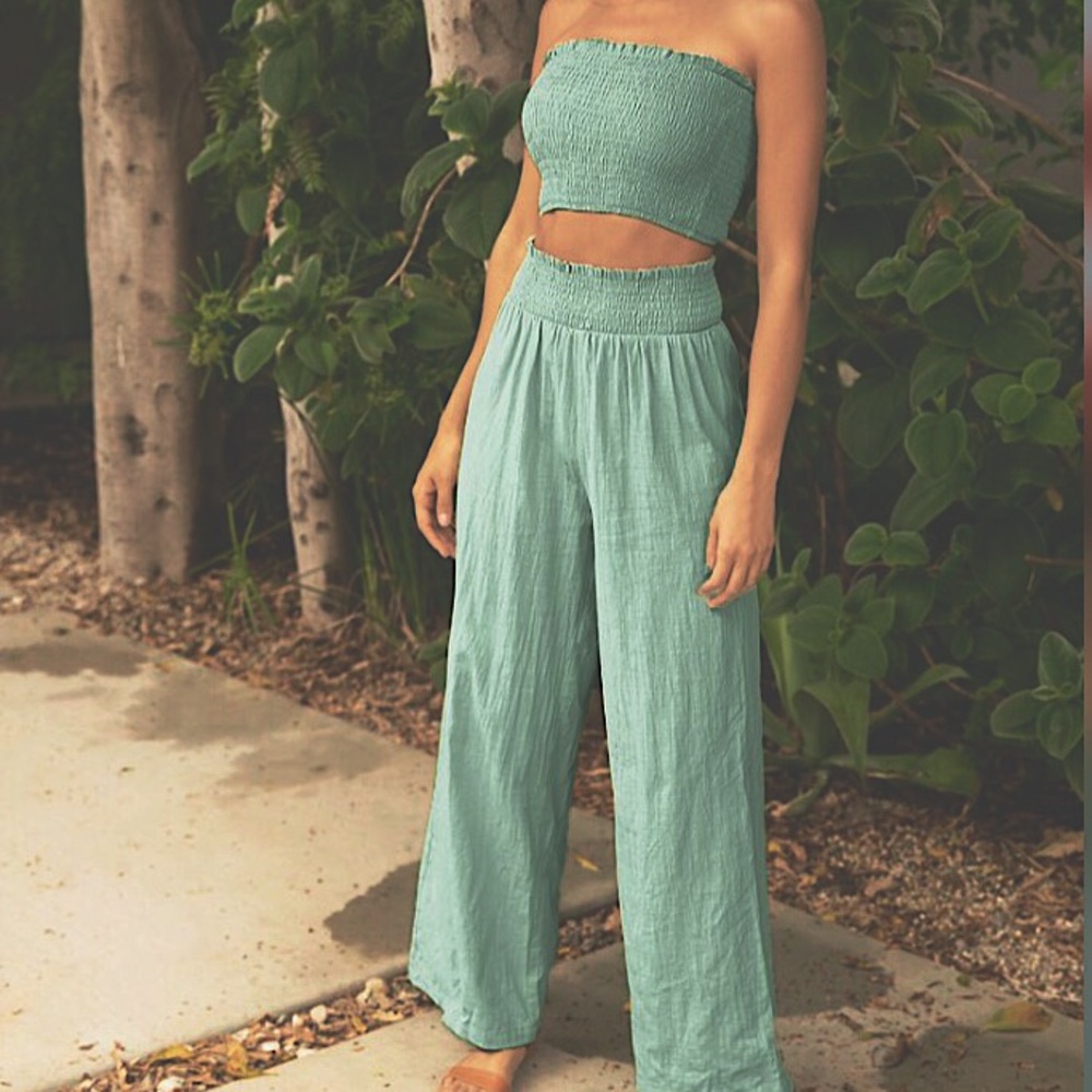 Pant and crop top set
